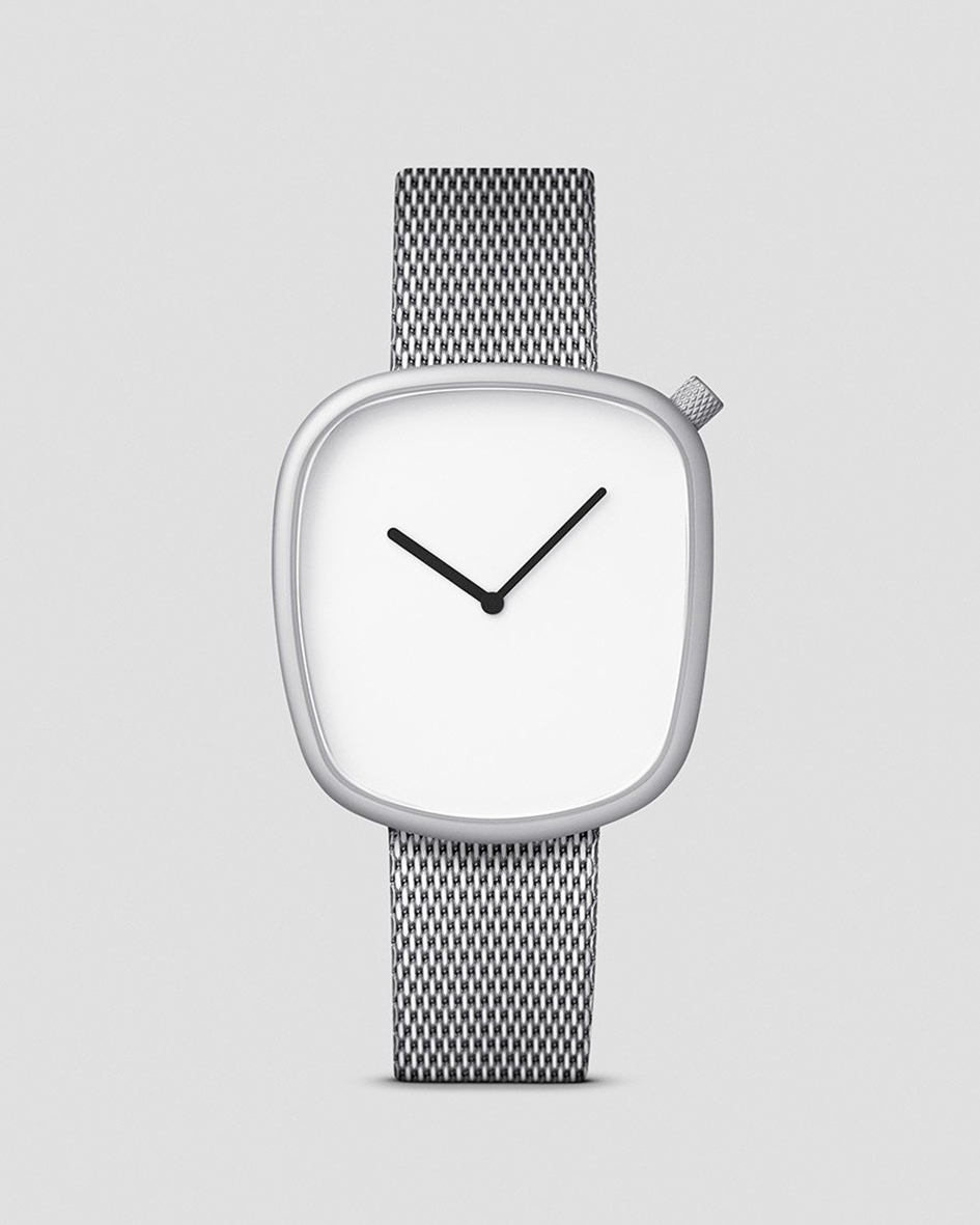 Pebble_06_Front
